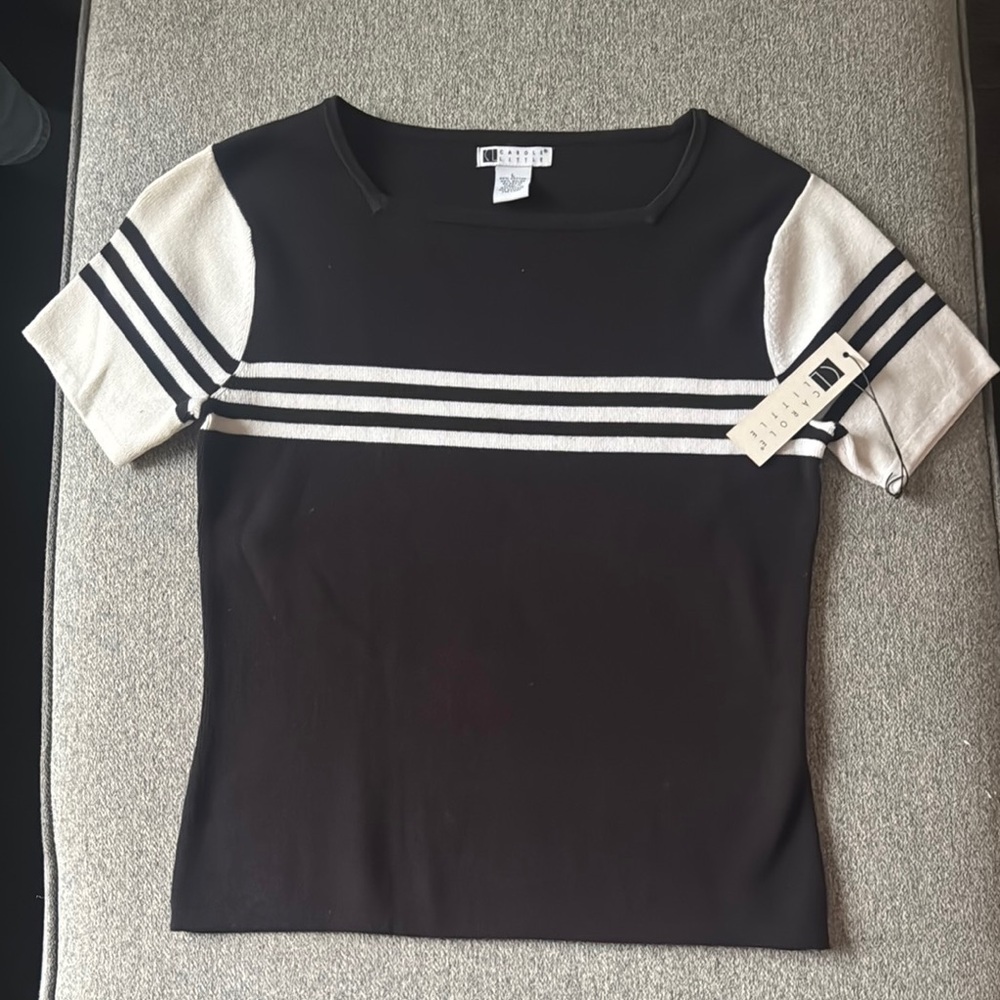 Carole Little Black and White Short Sleeve Tee NWT. Non-Smoking Size L